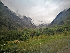 Paisatge baixant als Yungas02.jpg