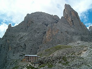 The Rifugio Pradidali in front of the Campanile Pradidali