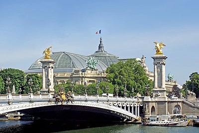 Paris, Pont Alexandre-III & Grand Palais, June 2014.jpg