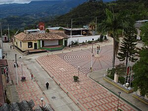 Praza central de Zetaquirá.