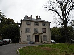 Petit Château