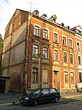 Residential building in closed development