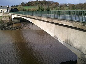 Illustrativt billede af artiklen Pont noir (Tréguier)