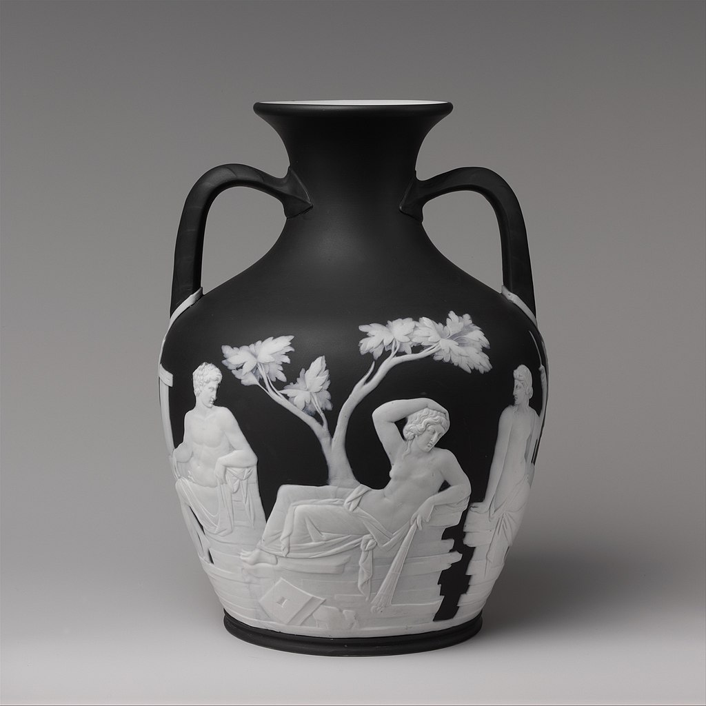 1024px-Portland_vase_MET_DP104584.jpg