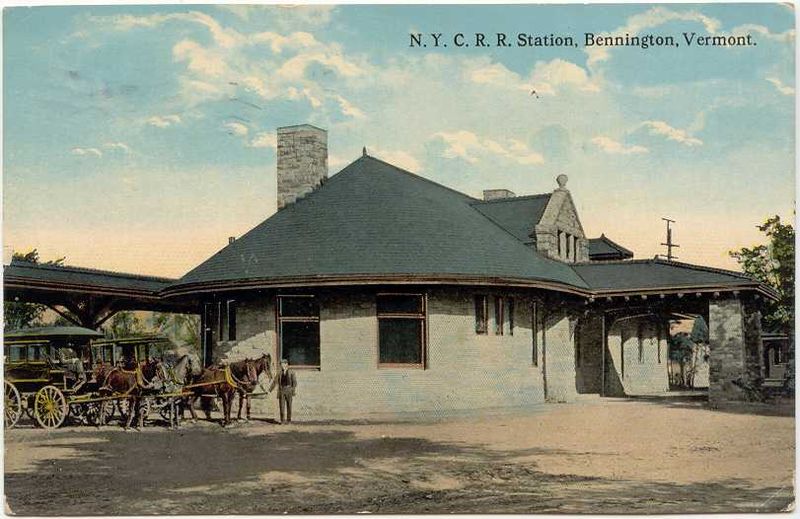 File:PostcardRRStationBenningtonVT1913.jpg