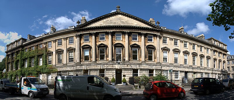 File:Queen Square Bath north side.jpg