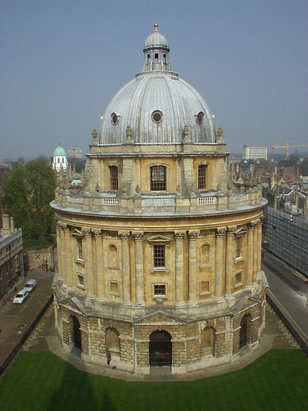 File:Radcliffe Camera (2002).JPG