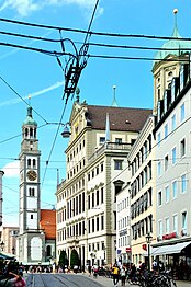 Rathaus und Perlachturm v Süden.jpg