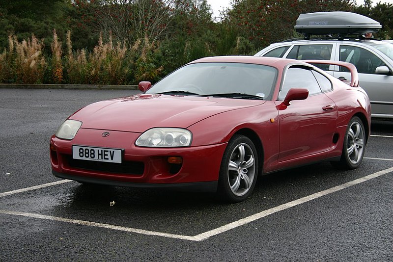 800px-Red_Supra.jpg