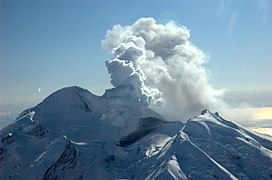 Початок виверження вулкана під льодовиковим покривом, Аляска