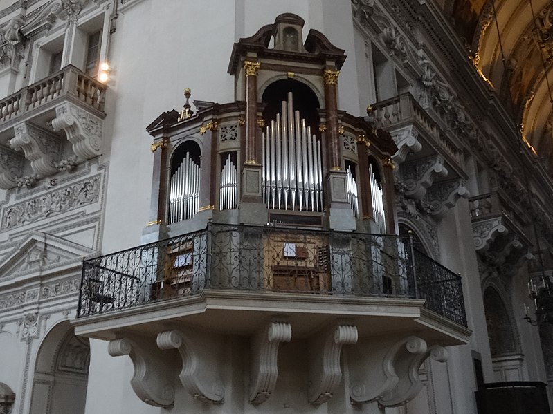 File:Renaissance-Orgel im Salzburger Dom (cropped).jpg