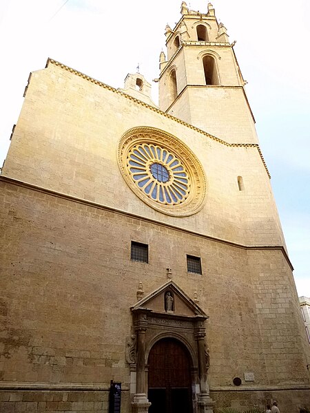 File:Reus - Iglesia Prioral de Sant Pere 02.jpg