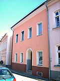 Residential house in semi-open development