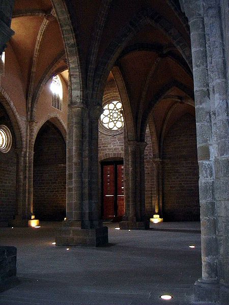 Imachen:Rueda - Iglesia - Interior.jpg