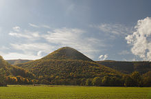 Ausliegerberg ohne Schichtfläche: Der Runde Berg (711,2 m) bei Bad Urach