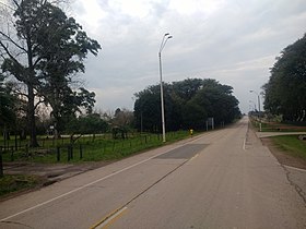 Ruta 90 cerca de la ciudad de Paysandú.jpg
