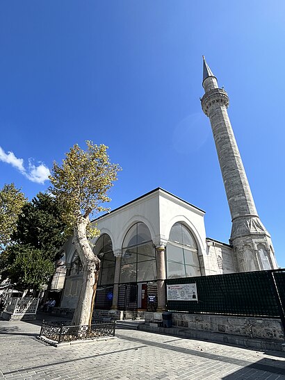 How to get to Sümbül Efendi Camii with public transit - About the place