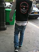 Sagging extrême en boxer.