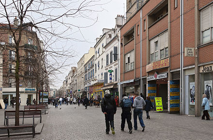 Rue Gabriel Péri, a pedestrian zone in Saint-Denis, in 2012.
