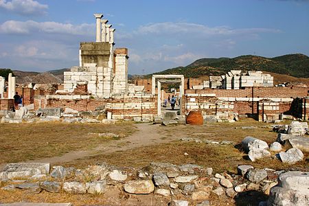 Tập tin:Saint-John in Ephesus (6).JPG