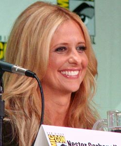 Sarah Michelle Gellar Comic-Con, 2011.jpg