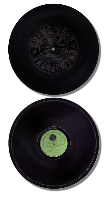 A multinational product: an operatic duet sung by Enrico Caruso and Antonio Scotti, recorded in the US in 1906 by the Victor Talking Machine Company, manufactured c. 1908 in Hanover, Germany, for the Gramophone Company, Victor's affiliate in England