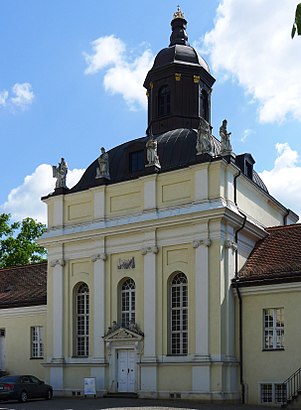 So kommt man zu Schlosskirche Köpenick mit den Öffentlichen - Mehr zum Ort Hier