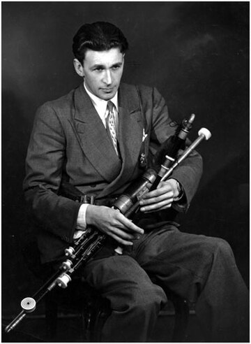 Uilleann pipes