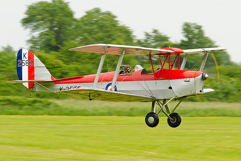 File:Shuttleworth Flying Day - June 2013 (9122328615).jpg