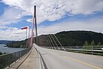 Thumbnail for File:Skarnsund Bridge carriageway.jpg