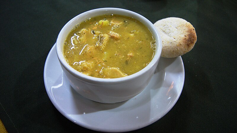 File:Sopa de mondongo del Chocolos B 30062011.jpg