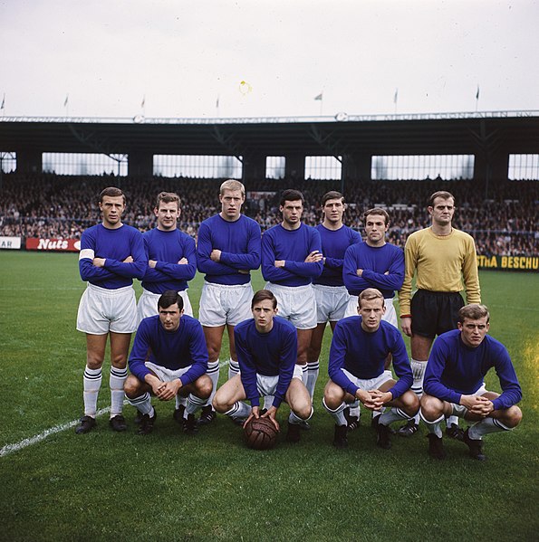 File:Sport, voetbal, elftallen, Bestanddeelnr 254-7695.jpg