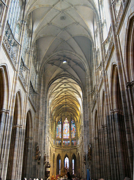 File:St. Vitus Cathedral.JPG