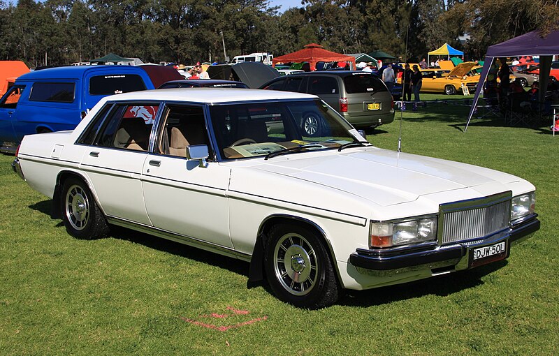 File:Statesman WB Caprice.JPG