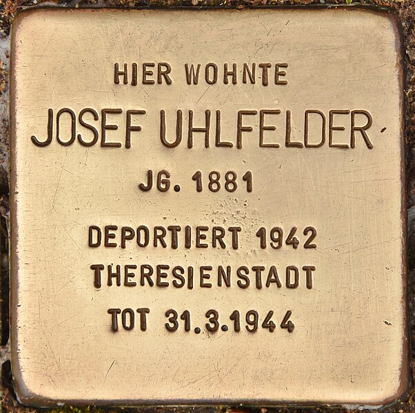 File:Stolperstein für Josef Uhlfelder (Erlangen).jpg