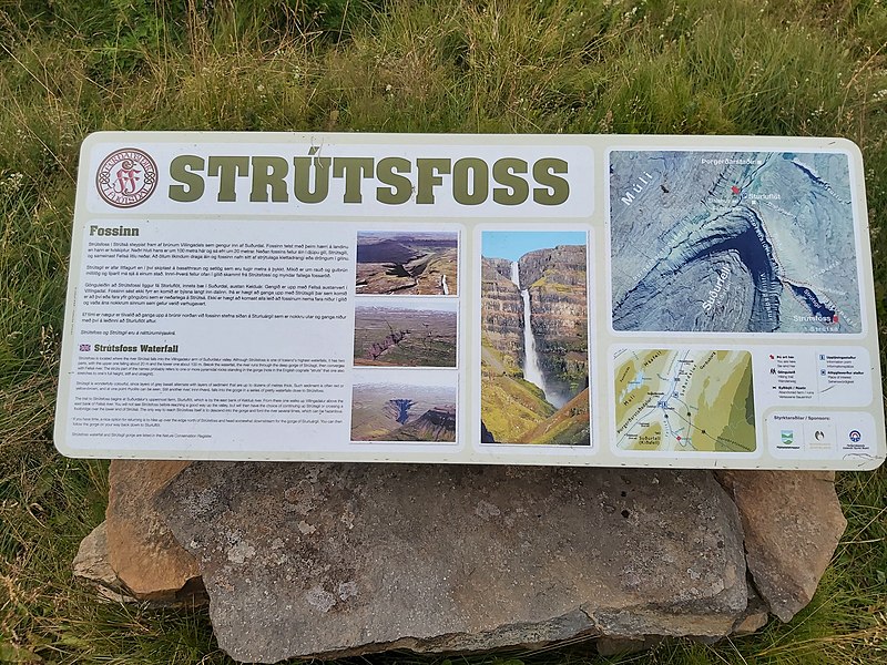 File:Strútsfoss, upplýsingaskilti .jpg