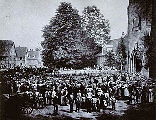 La nouvelle église en 1875.