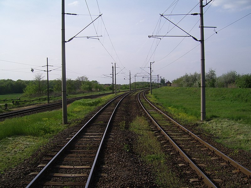 File:Szeged Nagyállomás bevezető szakasz.JPG