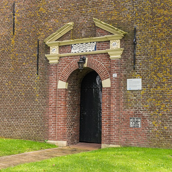 File:Tjerkgaast. Kerk van Tjerkgaast Gaestdyk 37 (Rijksmonument) 006.jpg