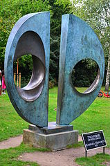 Two Forms (Divided Circle) by Barbara Hepworth in Dulwich (6112761980).jpg