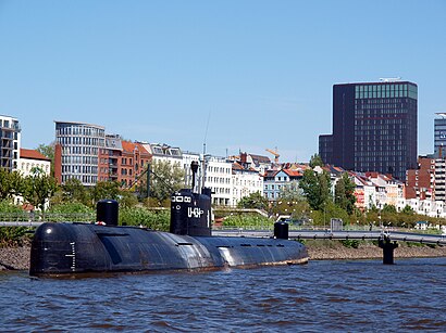 So kommt man zu U-Bootmuseum Hamburg mit den Öffentlichen - Mehr zum Ort Hier