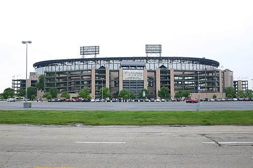 The gate 5 entrance in 2007 before renovations took place for the 2009 season