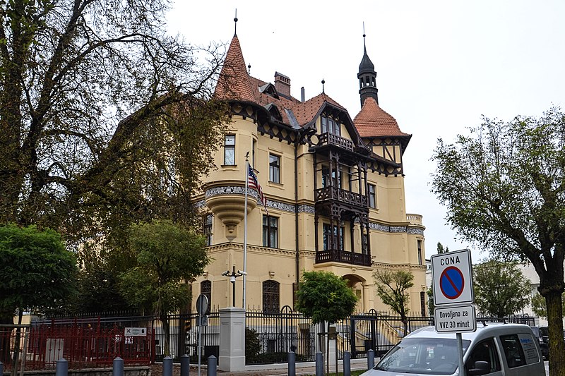 File:Veleposlanistvo ZDA v Ljubljani Embassy of USA in Ljubljana Slovenia.jpg