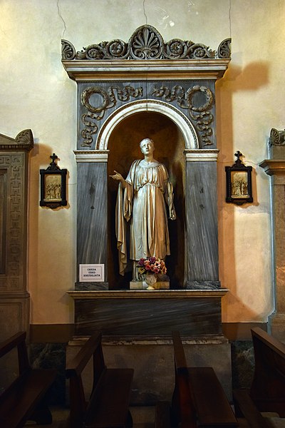 File:Viggiù - Madonna della Croce 1068.jpg