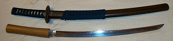 Katana 17. Катана кошираэ. Катана и вакидзаси 17 век. Вакидзаси Шикотан. Японский меч без цубы.