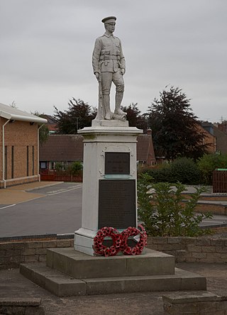 <span class="mw-page-title-main">Danesmoor War Memorial</span> Historic site in Derbyshire, England