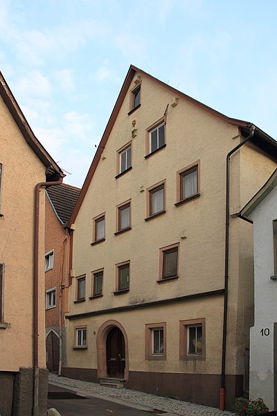 File:Weikersheim Kronenstr 12.JPG