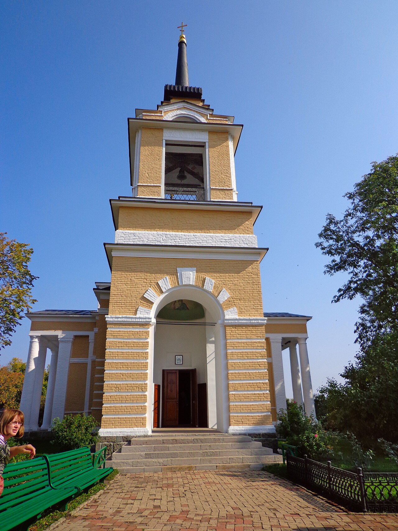 Тарханы Церковь Михаила Архангела