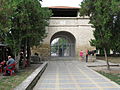 Миниатюра для Файл:"Russian Gates" in Anapa.jpg