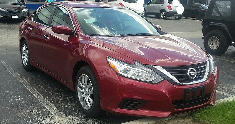 File:'16 Nissan Altima.jpg